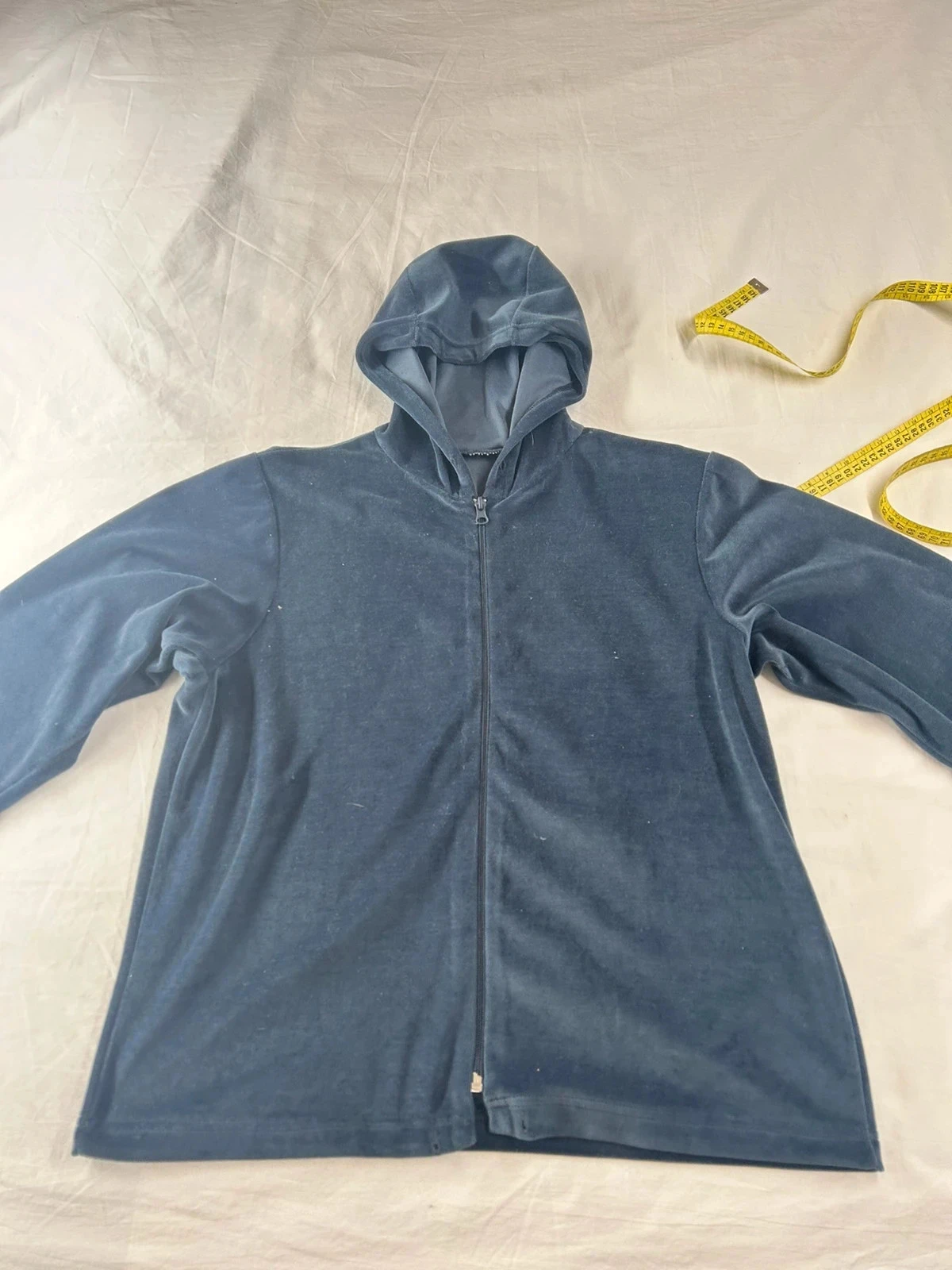 Veste légère noire à capuche vintage